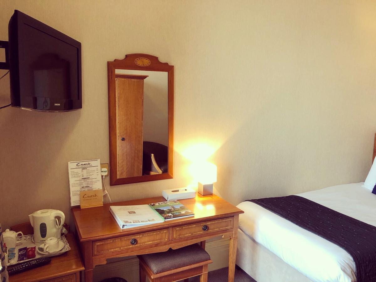 Hotel Victoria โลเวสทอฟต์ ภายนอก รูปภาพ