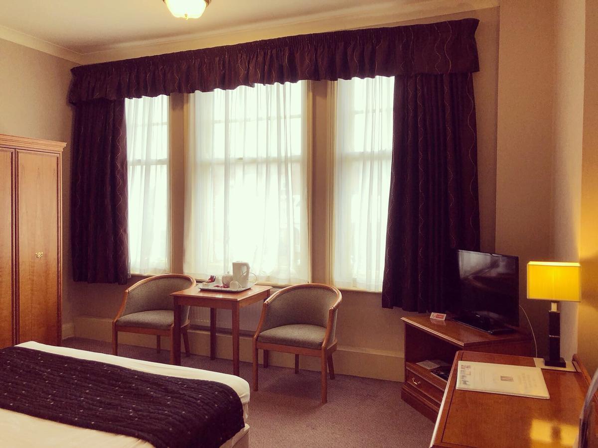 Hotel Victoria โลเวสทอฟต์ ภายนอก รูปภาพ